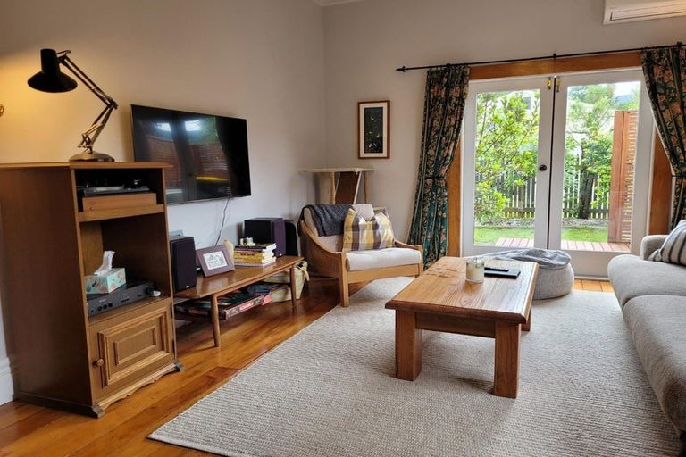 Photo of property in 11 Waite Street, Featherston, 5710