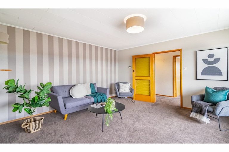 Photo of property in 66 Kitchener Street, Gore, 9710