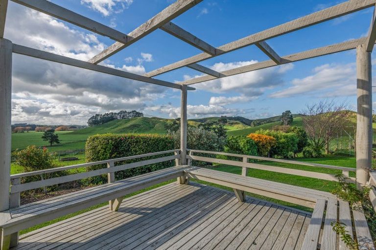 Photo of property in 165 Range Road, Woodville, 4997