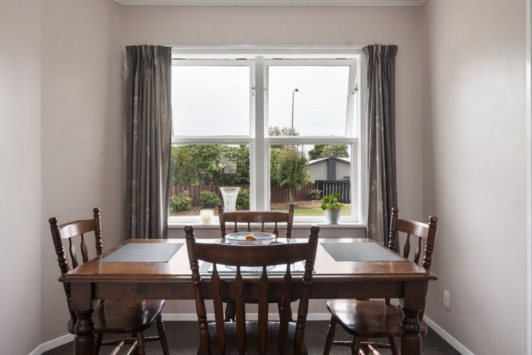 Photo of property in 3 Tingey Place, Awapuni, Palmerston North, 4412