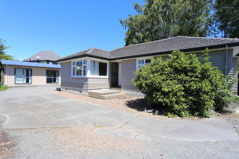 Photo of property in 72 Peer Street, Upper Riccarton, Christchurch, 8041