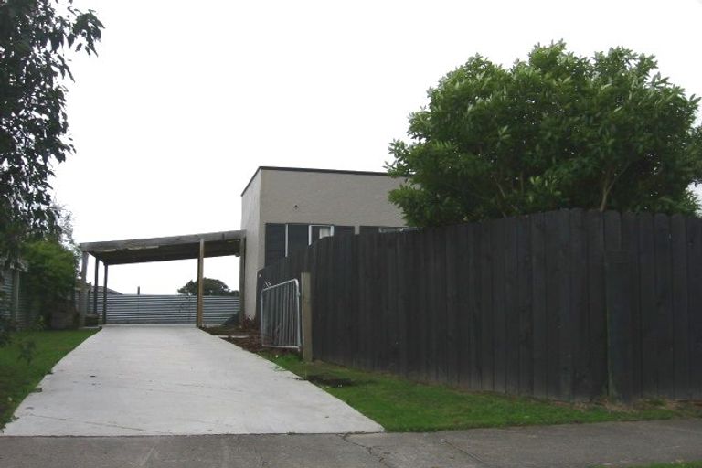 Photo of property in 133 Roberts Line, Kelvin Grove, Palmerston North, 4414