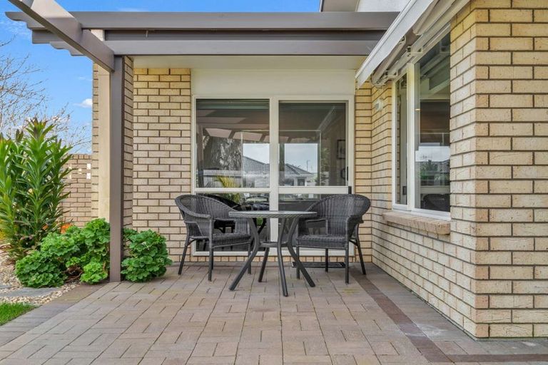 Photo of property in 21 Beachwater Drive, Papamoa Beach, Papamoa, 3118