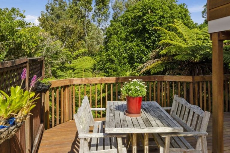 Photo of property in 22 Moorgreen Heights, Torbay, Auckland, 0630