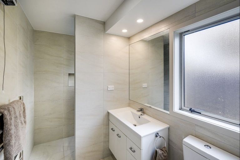 Photo of property in 10 Ohau Place, Poraiti, Napier, 4112