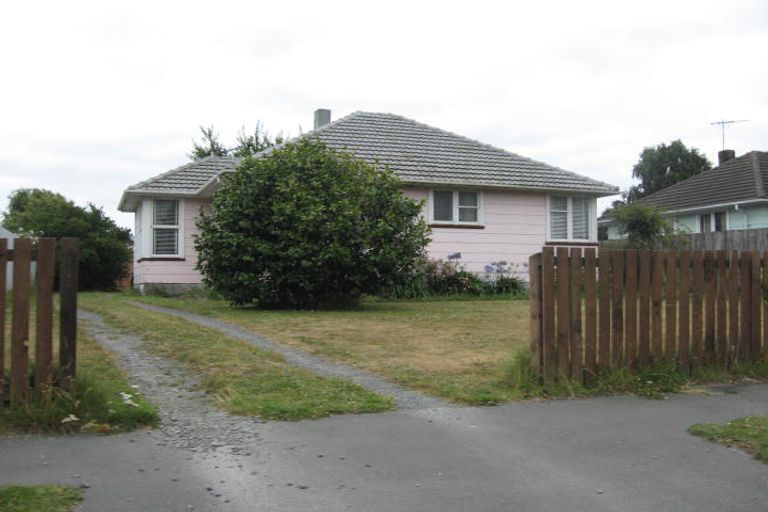 Photo of property in 32 Hillary Crescent, Upper Riccarton, Christchurch, 8041