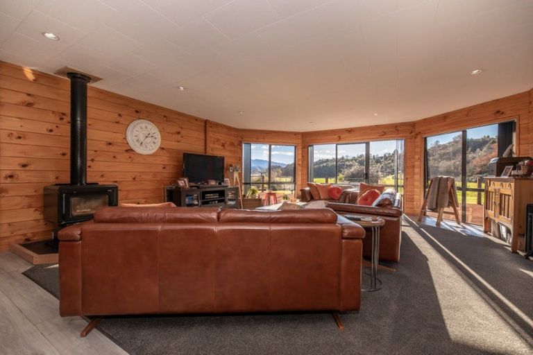 Photo of property in 6 Deemac Street, Reefton, 7830