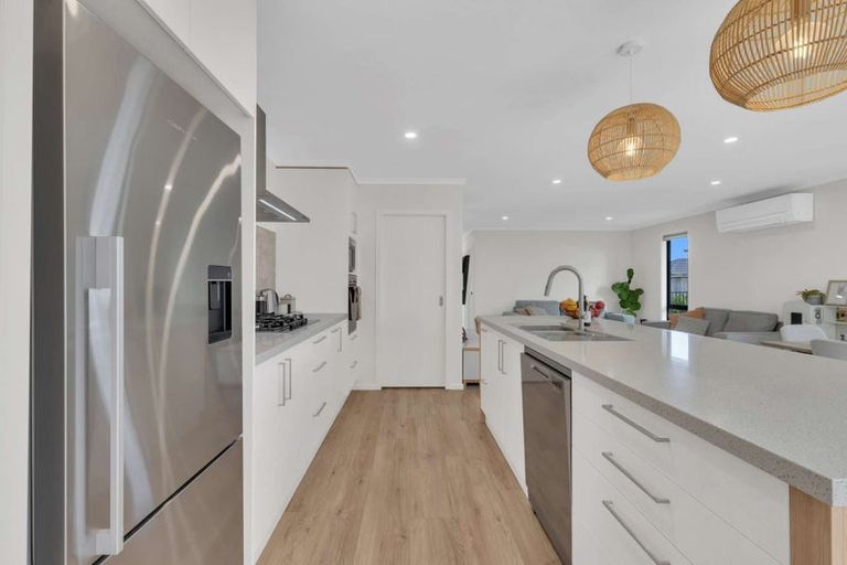 Photo of property in 7 Thomas Way, Brightwater, 7022