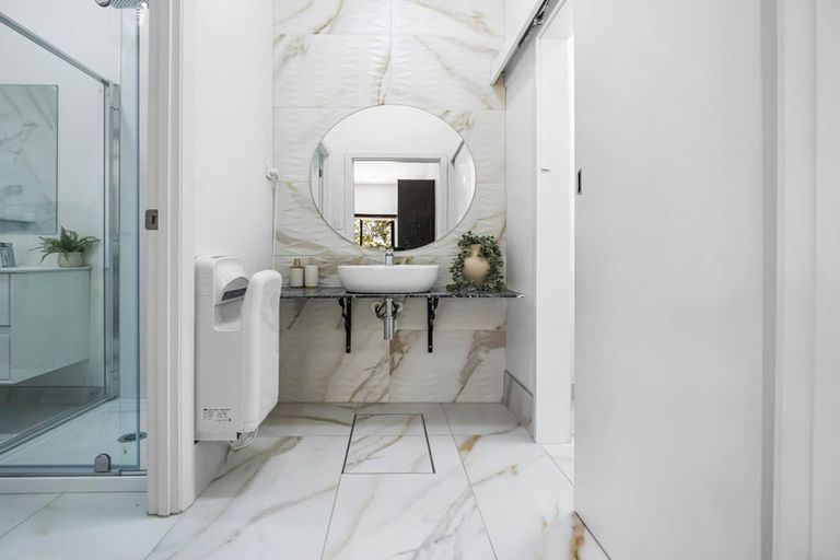 Photo of property in 309 Main South Road, Hornby, Christchurch, 8042