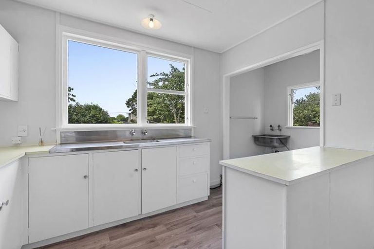 Photo of property in 64a Kelly Street, Inglewood, 4330