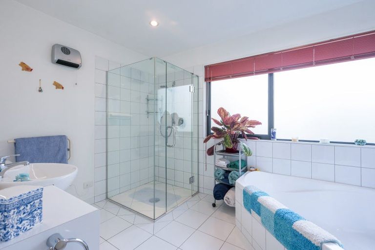 Photo of property in 21 Idesia Grove, Richmond, 7020