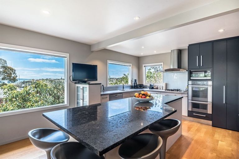 Photo of property in 2a Sunrise Avenue, Mairangi Bay, Auckland, 0630