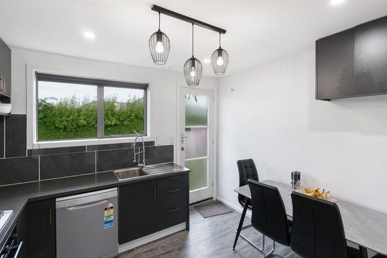 Photo of property in 4/84 Amyes Road, Hornby, Christchurch, 8042