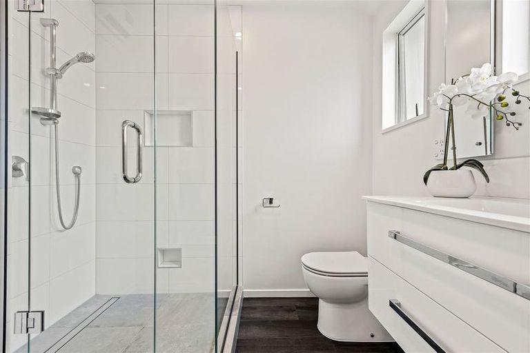 Photo of property in 38 Normans Road, Strowan, Christchurch, 8052