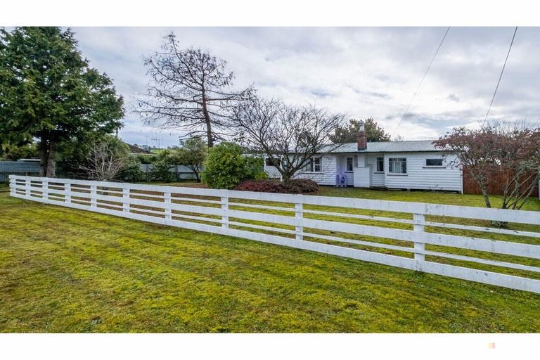 Photo of property in 3 South Terrace Road, Geraldine, 7930