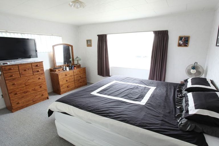 Photo of property in 45 Odlin Crescent, Nawton, Hamilton, 3200