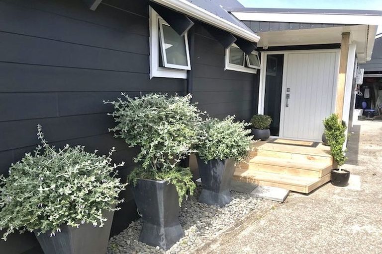 Photo of property in 161 Karewa Parade, Papamoa Beach, Papamoa, 3118