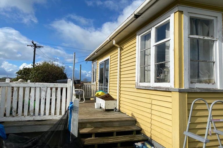 Photo of property in 15 Derby Street, Eltham, 4322