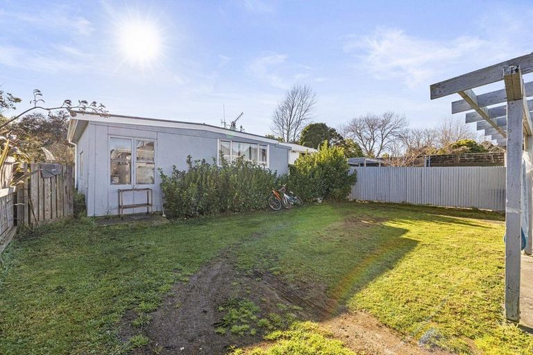 Photo of property in 21 Hereford Street, Marton, 4710