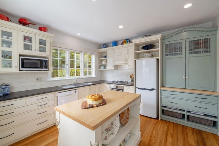 Photo of property in 10 Joyce Crescent, Ilam, Christchurch, 8041