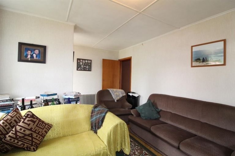 Photo of property in 80 Glen Marine Parade, Glendene, Auckland, 0602