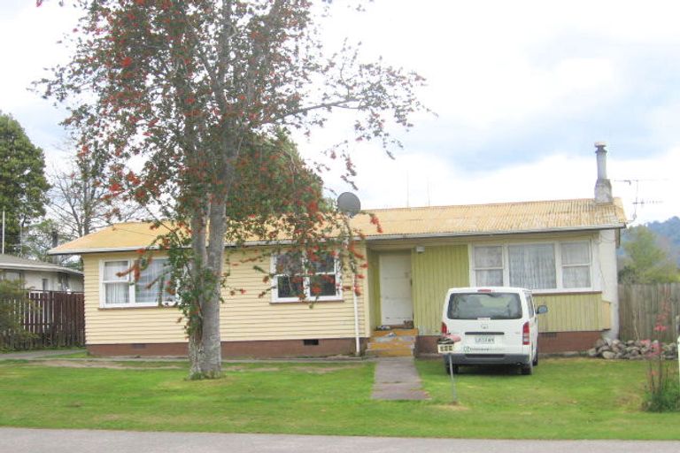 Photo of property in 363 Malfroy Road, Pomare, Rotorua, 3015