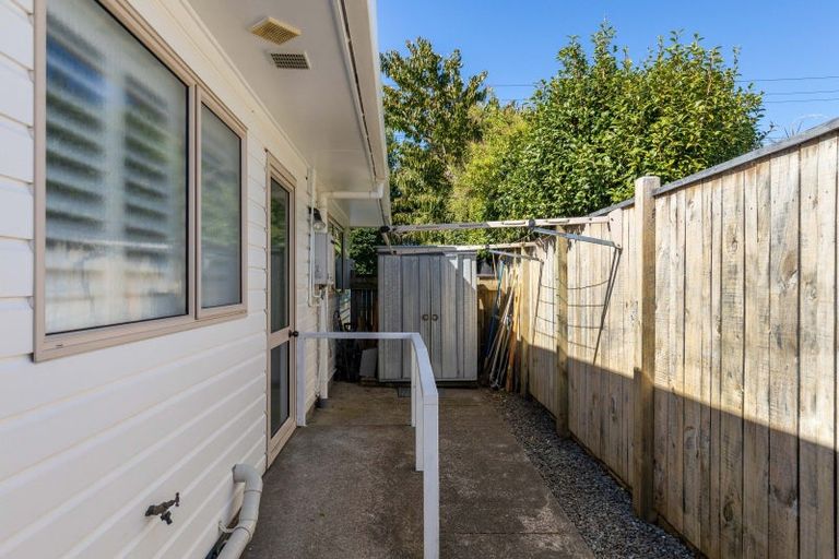 Photo of property in 1/122 Clawton Street, Westown, New Plymouth, 4310