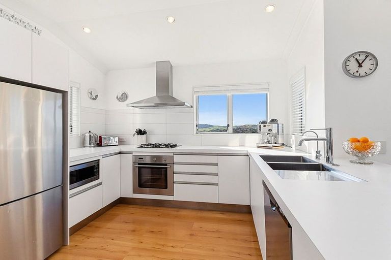 Photo of property in 7d Marjory Close, Broadmeadows, Wellington, 6035