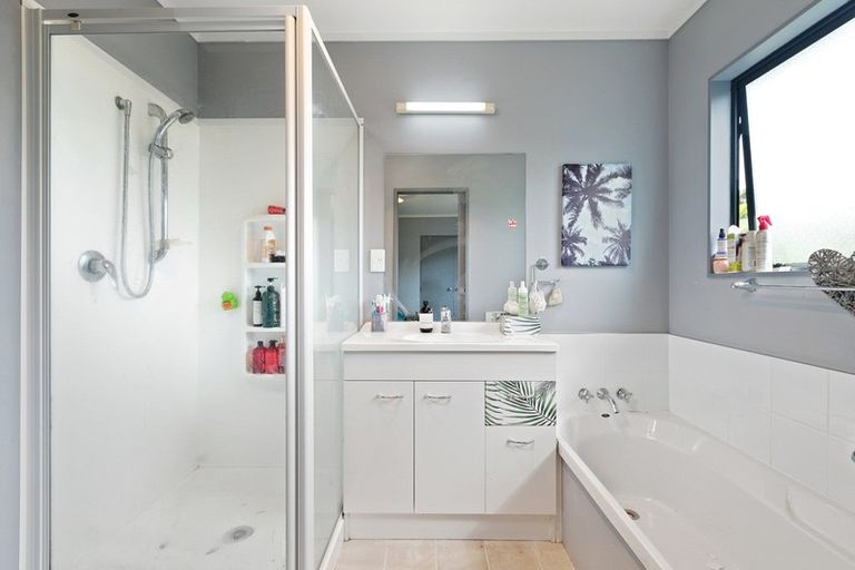 Photo of property in 125c Mansels Road, Parkvale, Tauranga, 3112