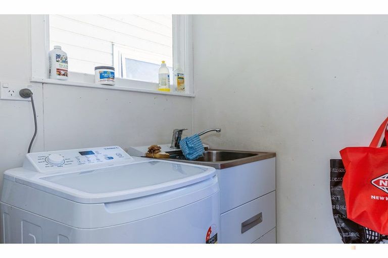 Photo of property in 92 Studholme Settlement Road, Waimate, 7979