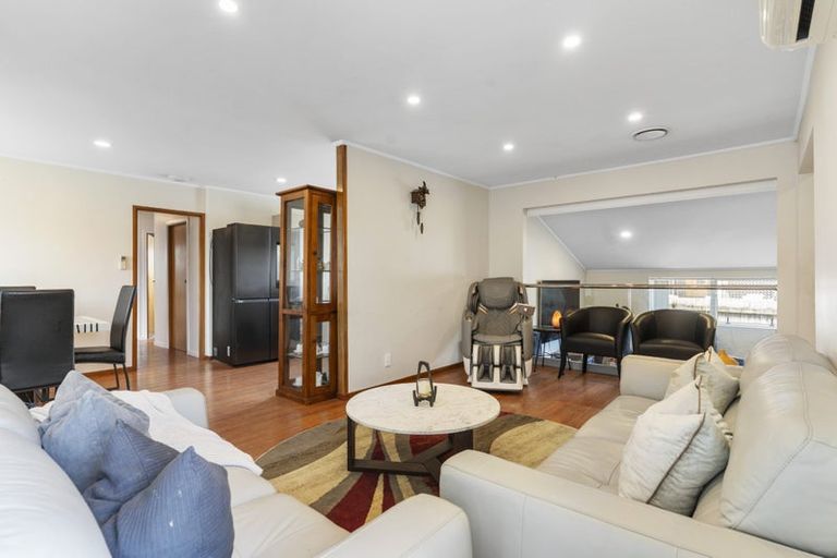 Photo of property in 369 Bucklands Beach Road, Bucklands Beach, Auckland, 2012