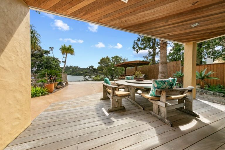 Photo of property in 20 Kingfisher Grove, Greenhithe, Auckland, 0632