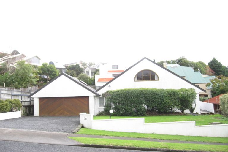 Photo of property in 70 Haseler Crescent, Howick, Auckland, 2014