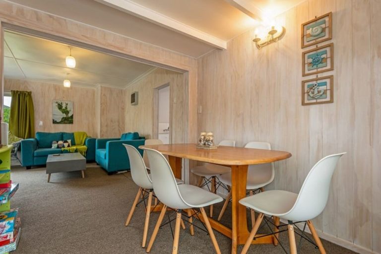 Photo of property in 38a Signal Street, Foxton Beach, Foxton, 4815