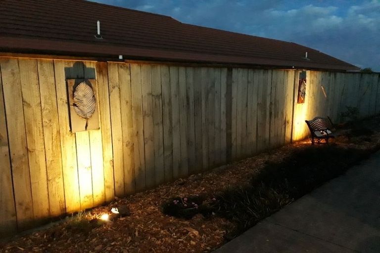 Photo of property in 33 Tennyson Avenue, Kelvin Grove, Palmerston North, 4414