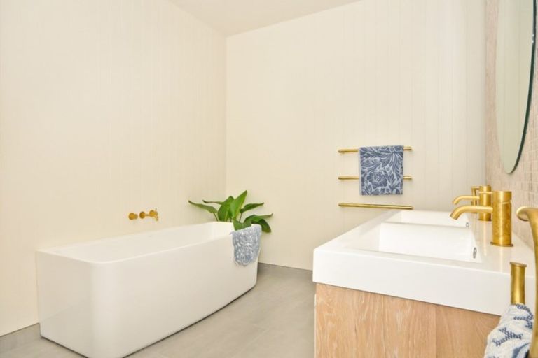 Photo of property in 19 Glaisdale Crescent, Flagstaff, Hamilton, 3210