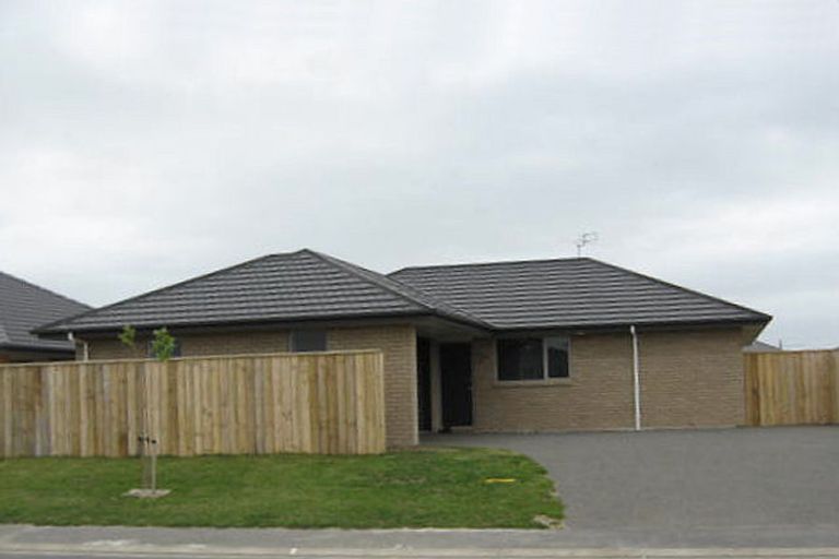 Photo of property in 6 Bernini Lane, Rolleston, 7614