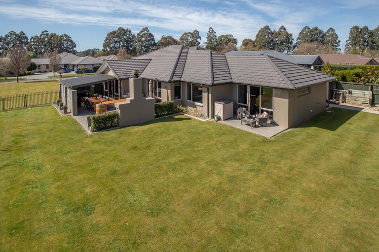 Photo of property in 11d Cameron Crescent, Rolleston, 7614