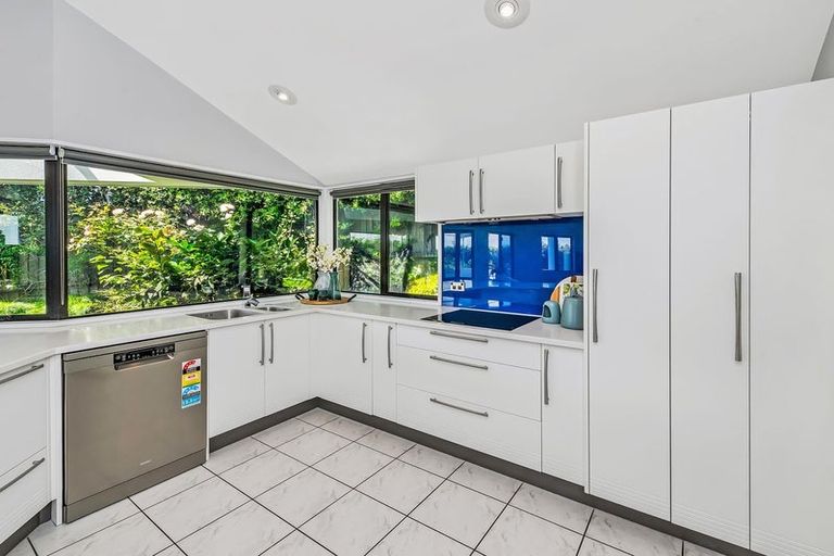 Photo of property in 31 Bengal Drive, Cashmere, Christchurch, 8022