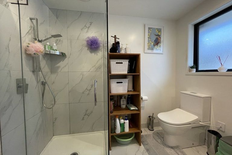 Photo of property in 10/17 Pearce Crescent, Taita, Lower Hutt, 5011