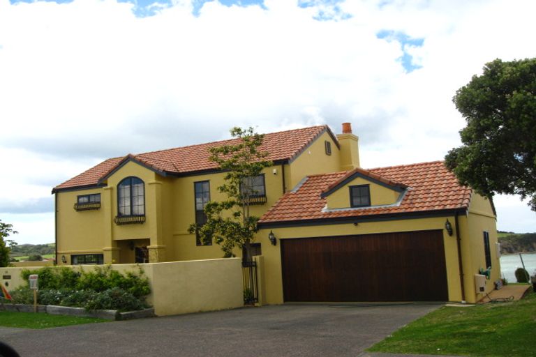 Photo of property in 14 Belle-mer Place, Gulf Harbour, Whangaparaoa, 0930