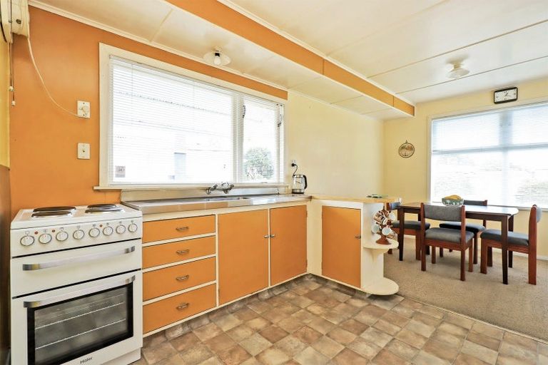 Photo of property in 40 Oldham Avenue, Onekawa, Napier, 4110