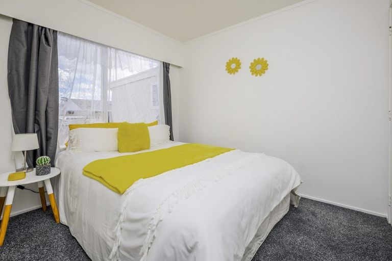 Photo of property in 1/9 Sharland Avenue, Manurewa, Auckland, 2102