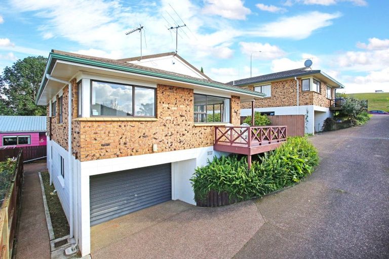 Photo of property in 2/16 Ridge Road, Howick, Auckland, 2014