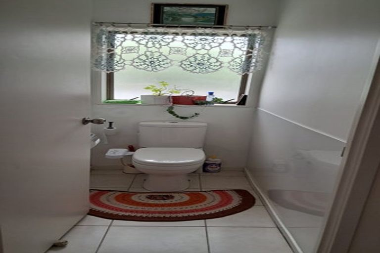 Photo of property in 1/7 Dalkeith Place, Opaheke, Papakura, 2113