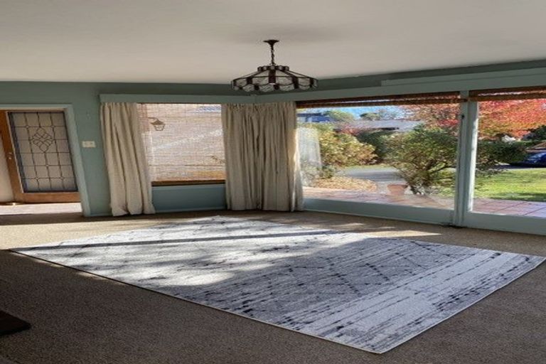 Photo of property in 20 Dulles Place, Papanui, Christchurch, 8053