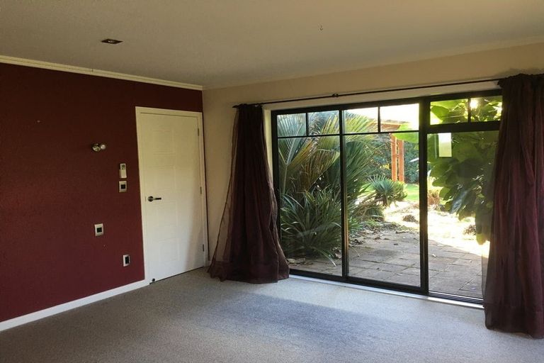 Photo of property in 65 Pohutukawa Drive, Levin, 5571