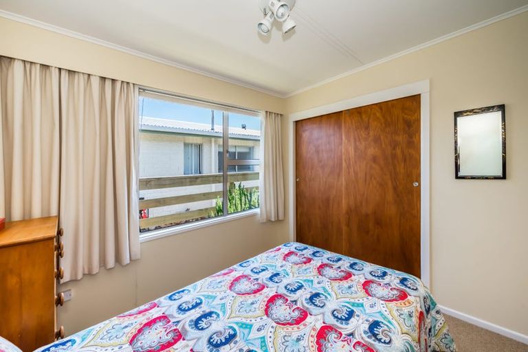 Photo of property in 5 Callender Terrace, Paraparaumu Beach, Paraparaumu, 5032