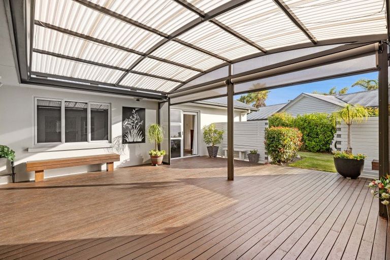 Photo of property in 2 Lamia Grove, Papamoa Beach, Papamoa, 3118