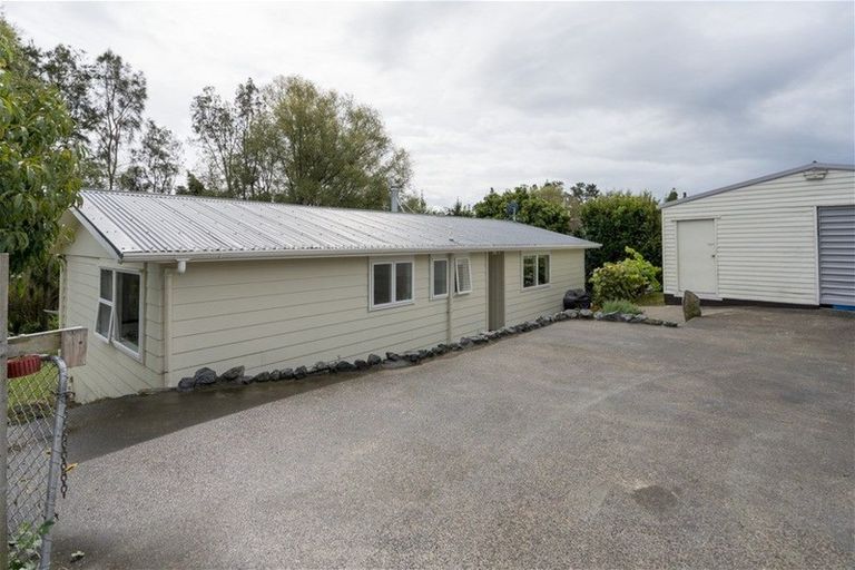 Photo of property in 20 Derrick Road, Kawakawa, 0210